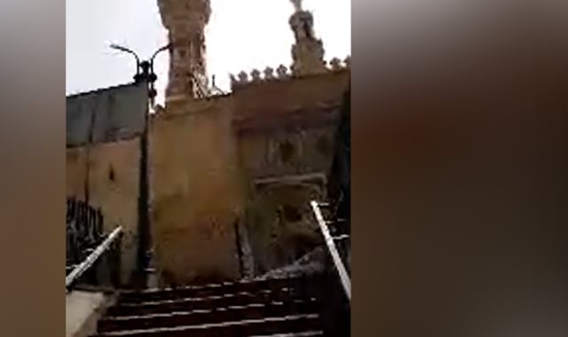 غلق مسجد الأزهر