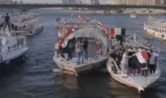 مشاهد من احتفالات المصريين بنصر أكتوبر ودعم الرئيس السيسي
