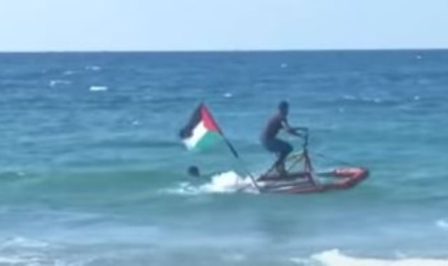 الدراجة المائية فى بحر غزة