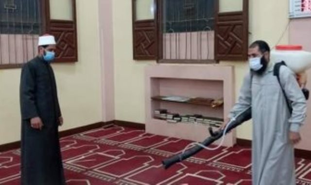تعقيم المساجد - أرشيفية