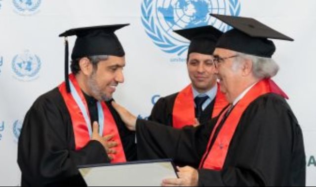تكريم أكاديمي للدكتور العيسى من جامعة الأمم المتحدة للسلام