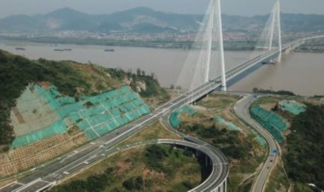 جسر تشيبى فى الصين