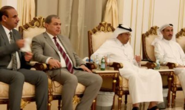 مجلس إدارة منظمة العمل العربية ضيوف شرف على مائدة عشاء وزير العمل القطرى بقطر