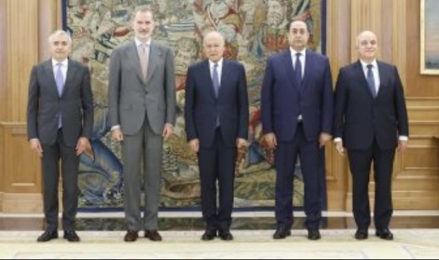 أبو الغيط مع ملك إسبانيا على هامش فعاليات المنتدى العربي الإسباني