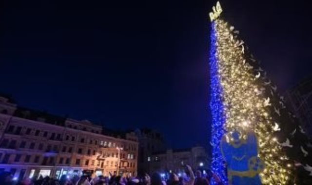 شجرة الكريسماس فى أوكرانيا