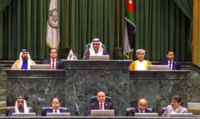 البرلمان العربى