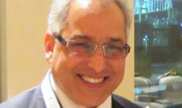 حسام الدين مصطفى رئيس اللجنة البارالمبية المصرية