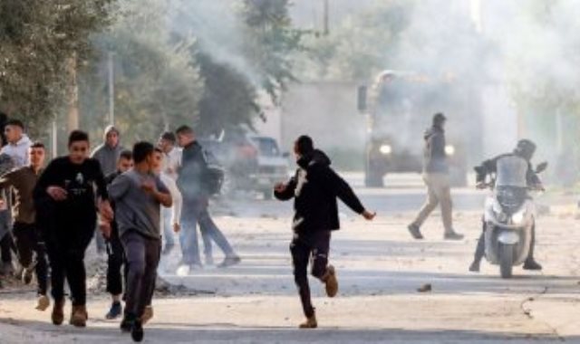 مواجهات بين قوات الاحتلال الإسرائيلى ومواطنين فلسطينيين