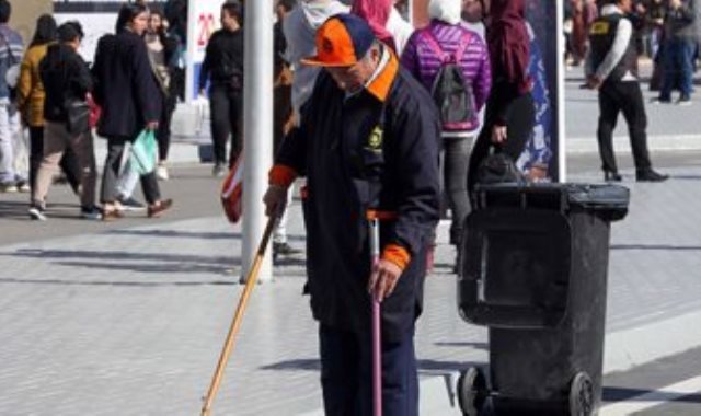 عامل نظافة- صورة أرشيفية