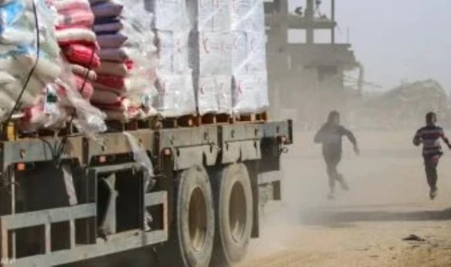 مساعدات في غزة مساعدات في غزة