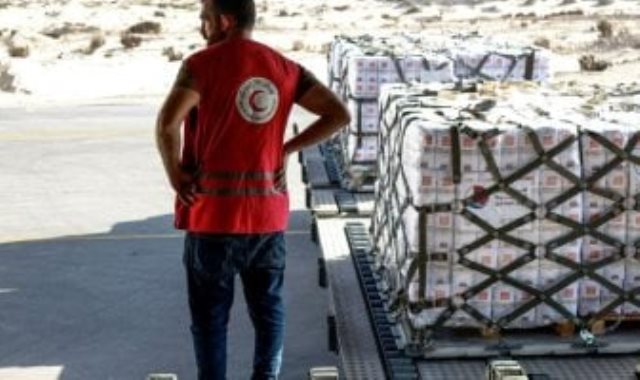 المساعدات المساعدات