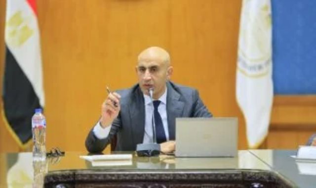محمد عبداللطيف وزير التربية والتعليم