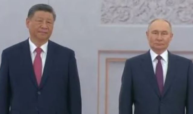الرئيس الروسى ونظيره الصيني الرئيس الروسى ونظيره الصيني