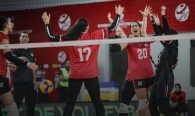 فوز شابات الطائرة علي الجزائر في بطولة العالم فوز شابات الطائرة علي الجزائر في بطولة العالم