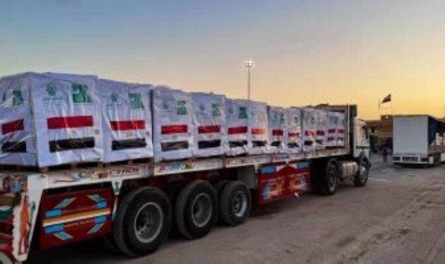 مساعدات متجهة إلى قطاع غزة
