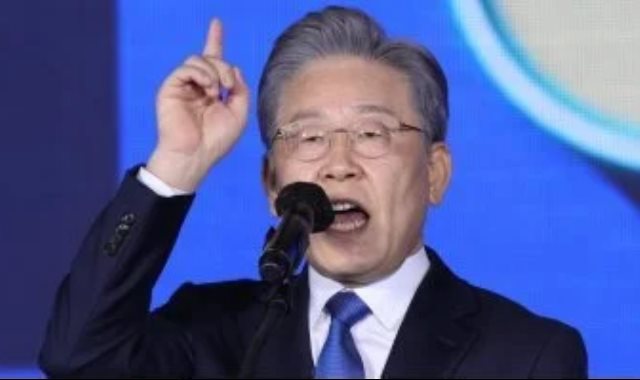 الرئيس الكوري الجنوبى لى جيه ميونج الرئيس الكوري الجنوبى لى جيه ميونج