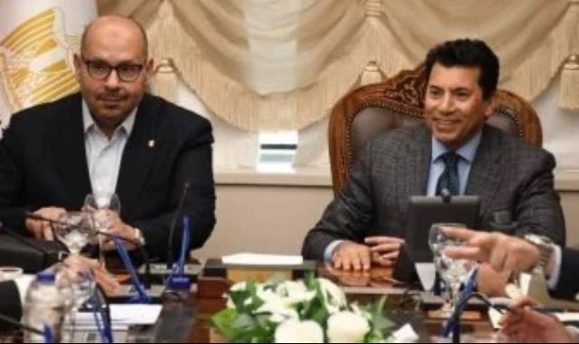 أشرف صبحي وياسر إدريس أشرف صبحي وياسر إدريس