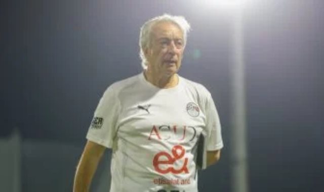 حلمى طولان المدير الفنى لمنتخب مصر المشارك فى كأس العرب