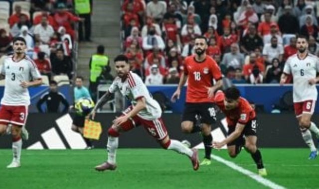 من مباراة مصر والإمارات فى كأس العرب