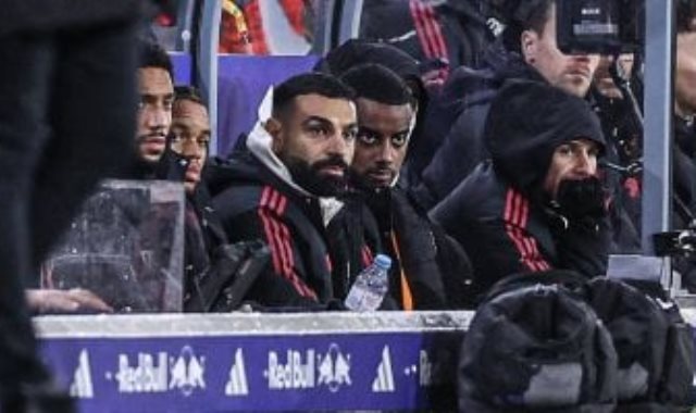 محمد صلاح على مقاعد بدلاء ليفربول
