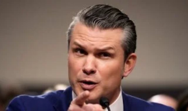 وزير الدفاع الأمريكى