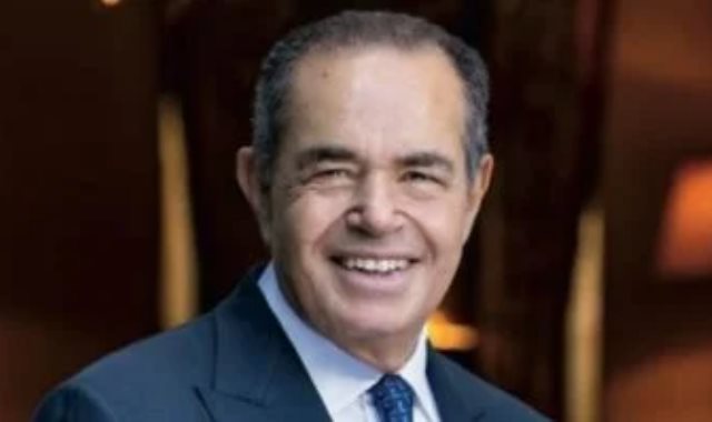 رجل الأعمال محمد منصور