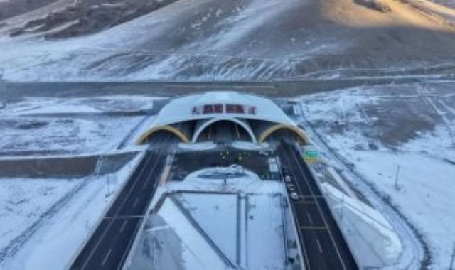 أطول نفق فى العالم