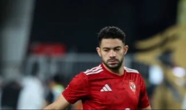 ياسر إبراهيم لاعب الأهلى