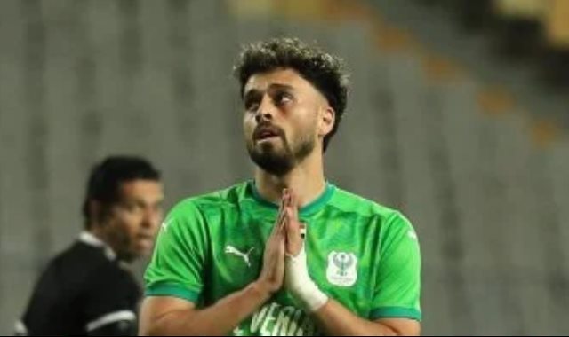 صلاح محسن يقود هجوم المصري فى مباراة الزمالك