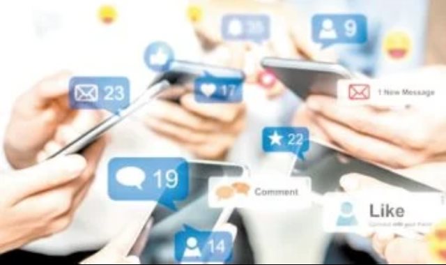 السوشيال ميديا