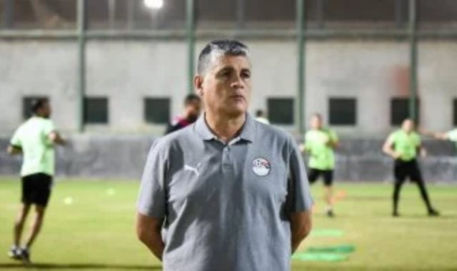 أوسكار رويز مع الحكام