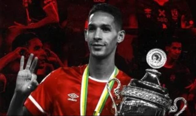 بدر بانون لاعب الأهلي السابق وقطر القطري الحالي