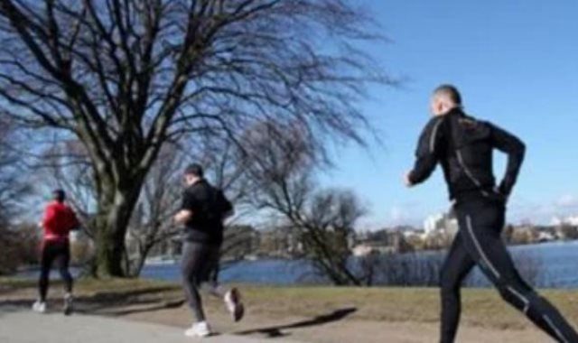 جانب من ممارسة رياضة الجرى