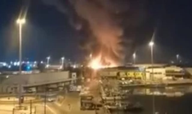 حريق ميناء - أرشيفية