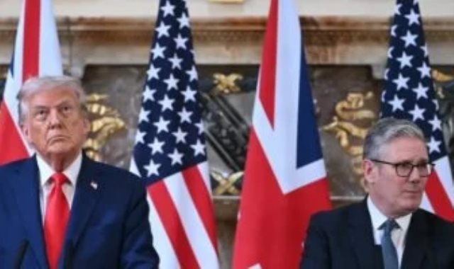 دونالد ترامب وكير ستارمر