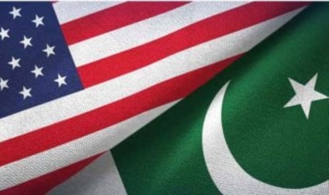 علم باكستان وأمريكا
