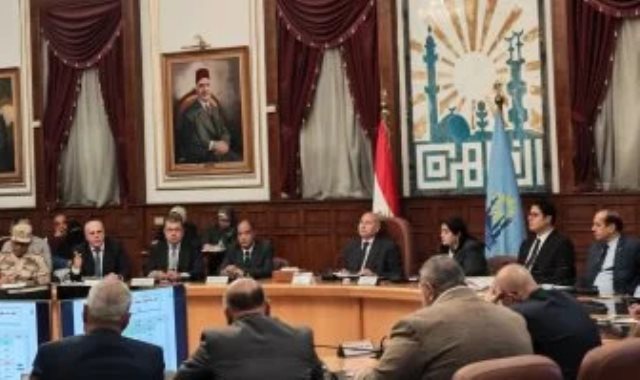 حسام غالى لاعب الاهلى السابق