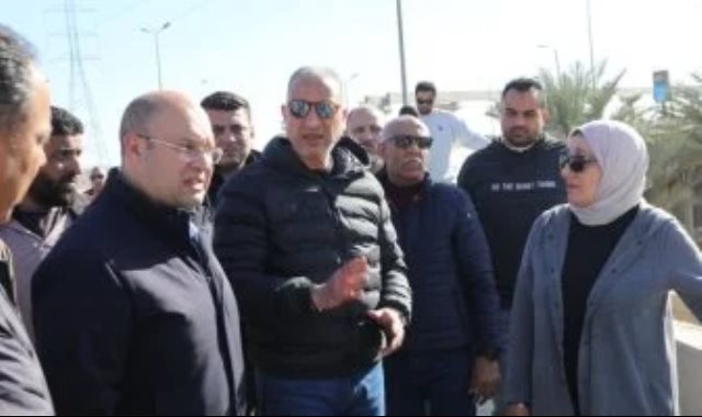 محافظ الجيزة يعاين موقع هبوط بالجسم الخارجى لمطلع محور 26 يوليو