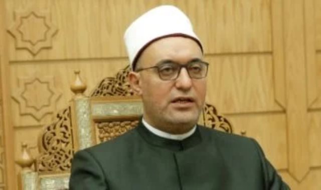 الدكتور نظير محمد عياد مفتي الجمهورية