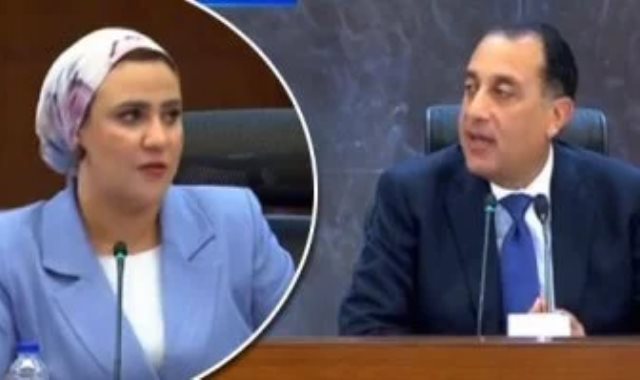 الدكتور مصطفى مدبولى و الزميلة هند محتار