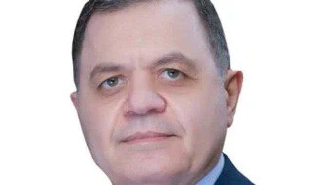 وزير الداخلية يهنئ البابا تواضروس بعيد القيامة