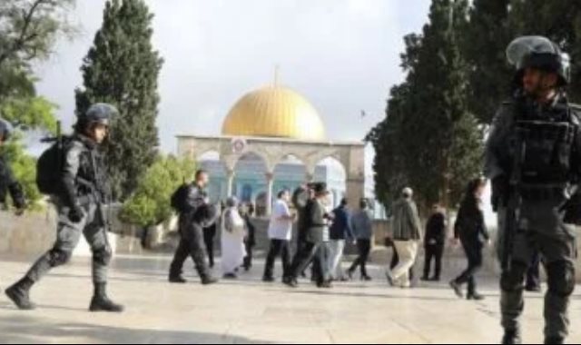 مستوطنون يقتحمون الأقصى