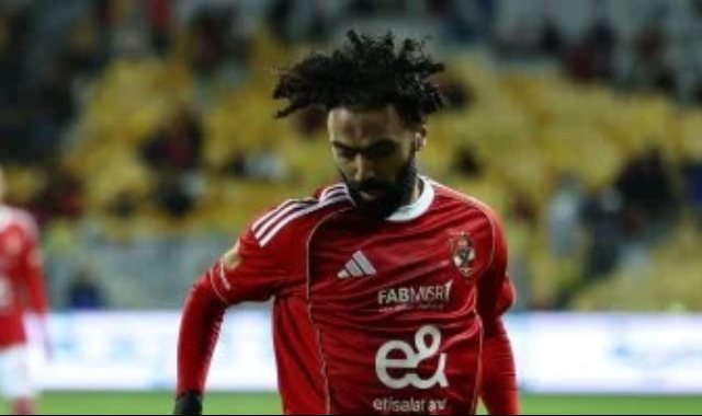 حسين الشحات لاعب الأهلي