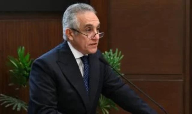 المستشار محمود الشريف وزير العدل