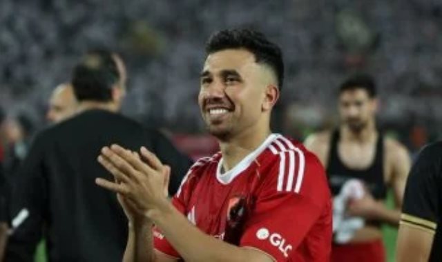 تريزيجيه نجم الأهلى