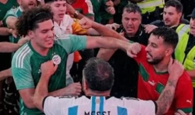 جماهير الجزائر والأرجنتين