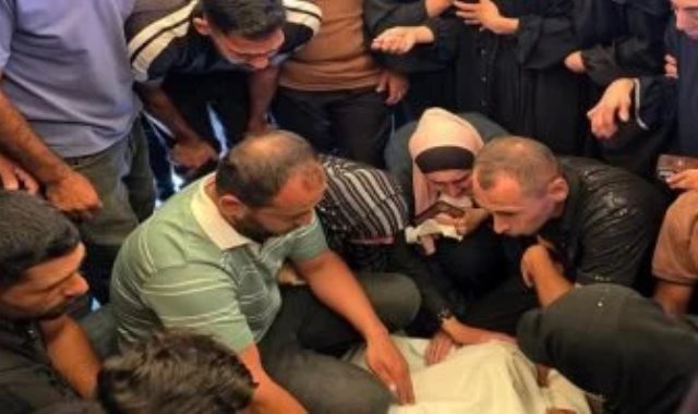 استشهاد فلسطينيين