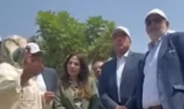 رئيس الوزراء يتفقد أعمال تطوير حديقة الفسطاط