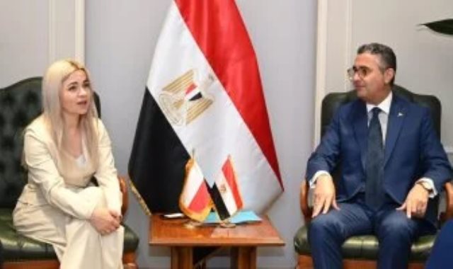 الدكتور شريف فاروق يستقبل وفدًا رسميًا من جمهورية بولندا