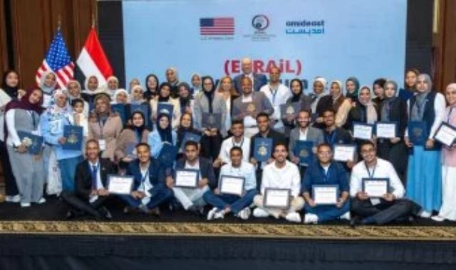 خريجو برنامج ECRAiL
